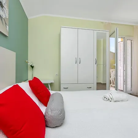 Nika & Karlo Apartman