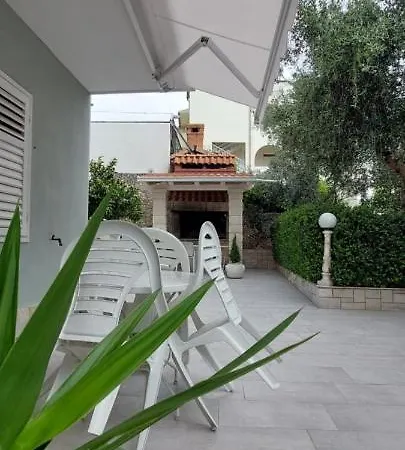 Nika & Karlo Apartman Makarska