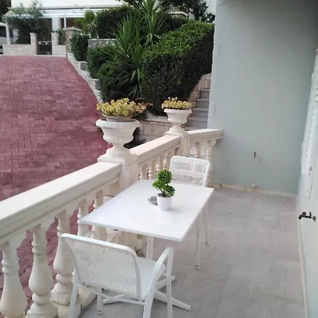 Nika & Karlo Apartman Makarska