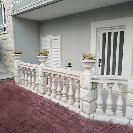 Apartman Nika & Karlo