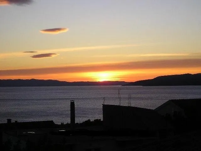 Apartament Nika & Karlo *