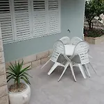 Nika & Karlo Apartment Makarska
