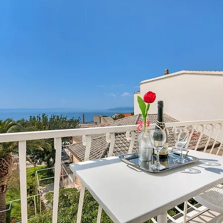 Nika & Karlo Apartman Makarska