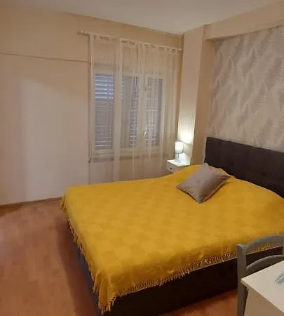 Apartman Nika & Karlo *