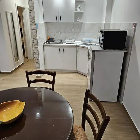 Nika & Karlo Apartament *
