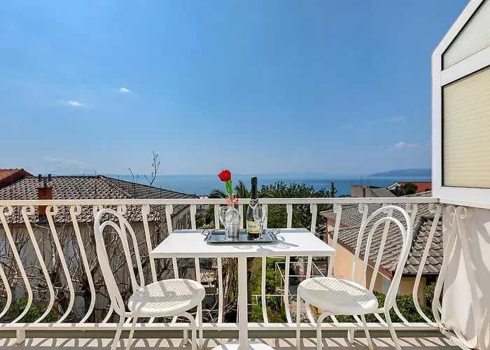 Apartment Nika & Karlo Makarska