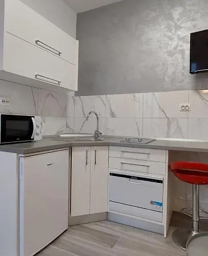 Nika & Karlo Apartman *