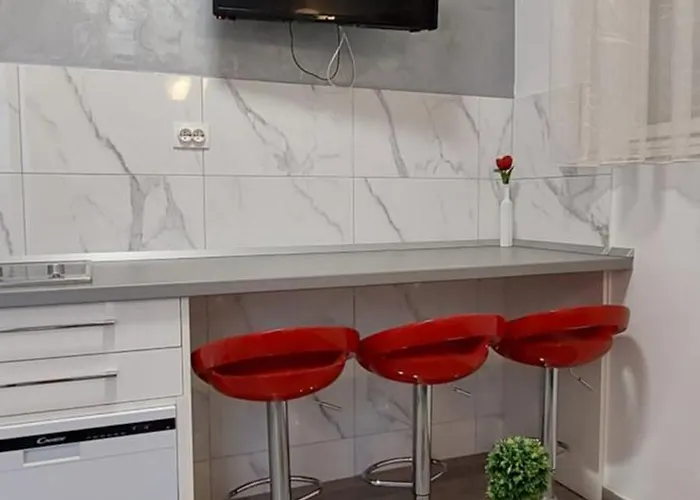 Nika & Karlo Apartment Makarska